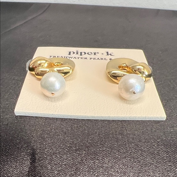 Piper K | Earrings with Freshwater Pearls ✨ - Picture 5 of 8